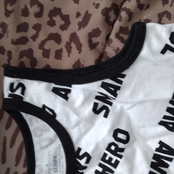 GARANIMALS TANK TOP SIZE 4T I WOULD SAY ITS SMALL XS 4 MY SON IS SMALLER FIT GOO - Picture 5 of 5